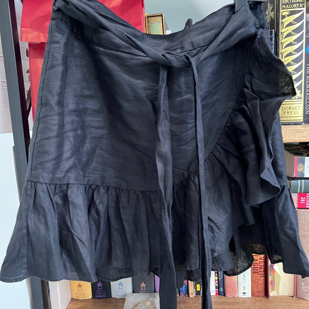 GAP Black Ruffled Mini Skirt